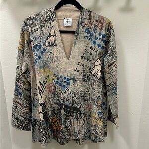 Artistic Print V-Neck Tunic size L